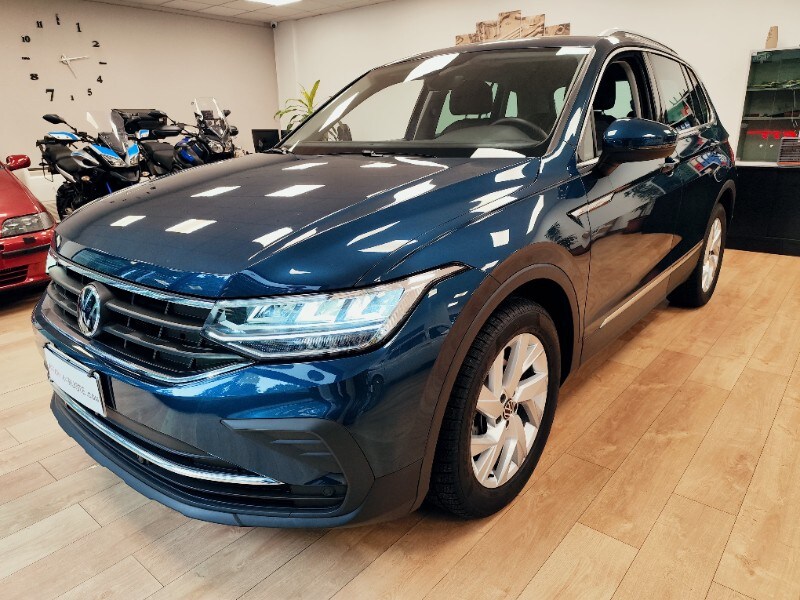 Foto VOLKSWAGEN Tiguan 2ª serie
